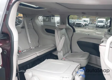 2017 Chrysler Pacifica Limited from USA, damaged, VIN 2C4RC1GG0HR620159